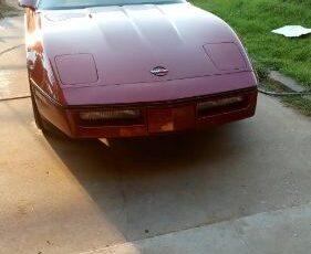 Chevrolet-Corvette-1987-Red-3