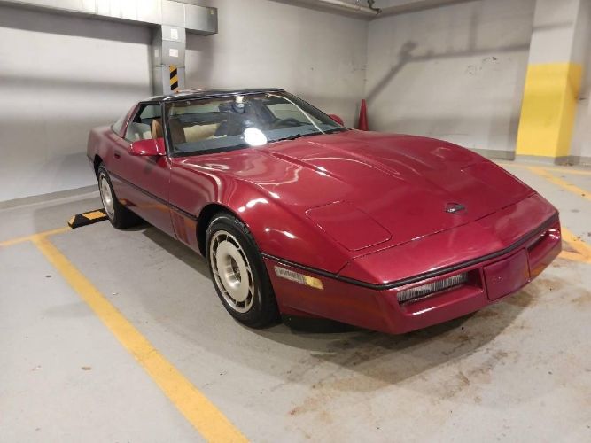 Chevrolet-Corvette-1987-Red-3
