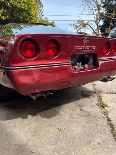 Chevrolet-Corvette-1987-Red-5