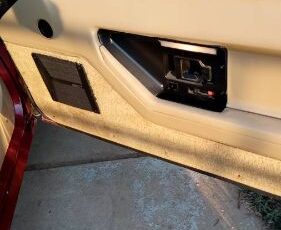 Chevrolet-Corvette-1987-Red-6