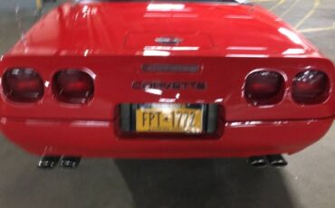 Chevrolet-Corvette-1987-Red-6