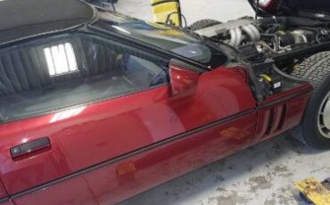 Chevrolet-Corvette-1987-Red-9