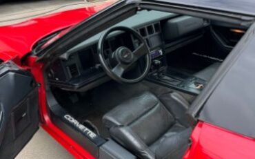 Chevrolet-Corvette-1987-Red-Black-Leather-3