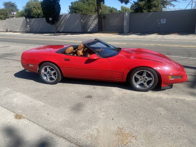 Chevrolet-Corvette-1987-Red-Saddle-Leather-12