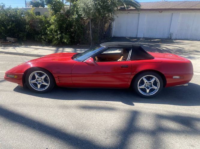 Chevrolet-Corvette-1987-Red-Saddle-Leather-14