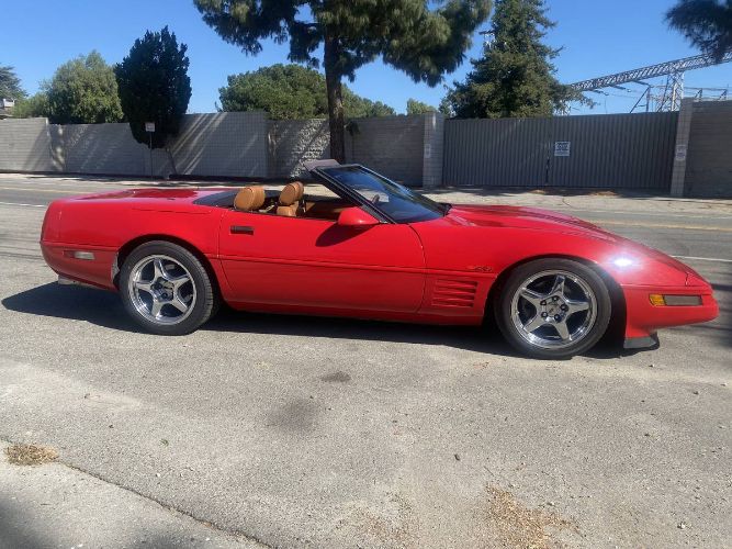 Chevrolet-Corvette-1987-Red-Saddle-Leather-16