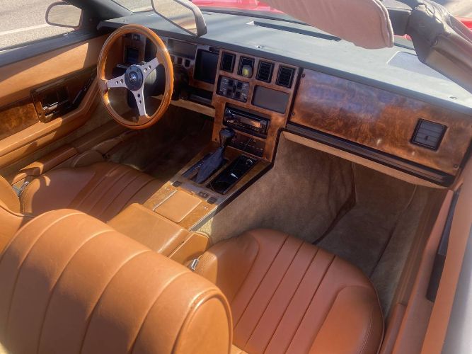 Chevrolet-Corvette-1987-Red-Saddle-Leather-19