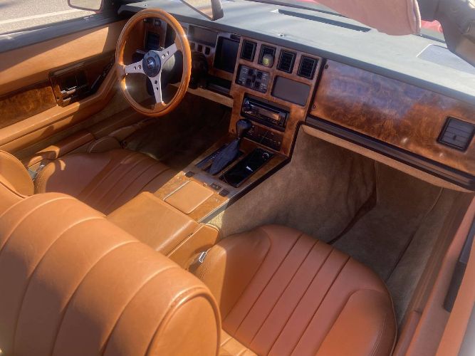 Chevrolet-Corvette-1987-Red-Saddle-Leather-8