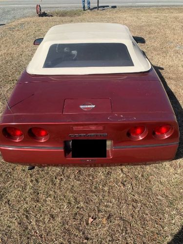 Chevrolet-Corvette-1988-1