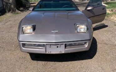 Chevrolet-Corvette-1988-3