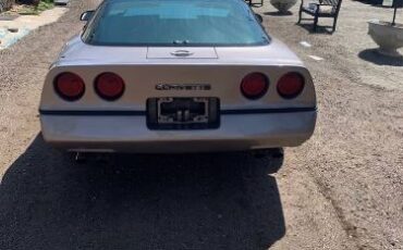 Chevrolet-Corvette-1988-8