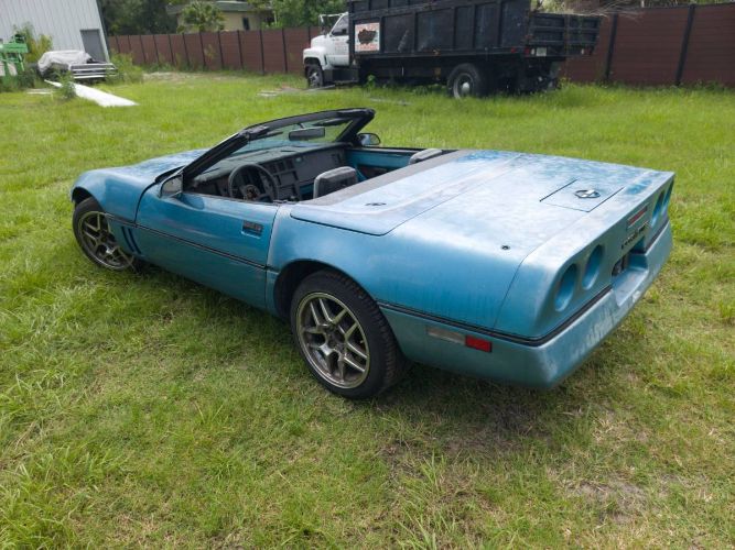 Chevrolet-Corvette-1988-Blue-3