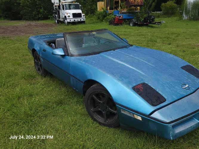Chevrolet-Corvette-1988-Blue-4