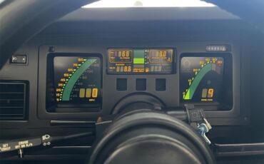 Chevrolet-Corvette-1988-Bright-Red-Black-17