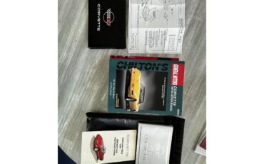 Chevrolet-Corvette-1988-Bright-Red-Black-5