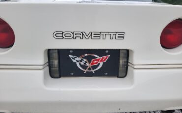 Chevrolet-Corvette-1988-Coupe-34