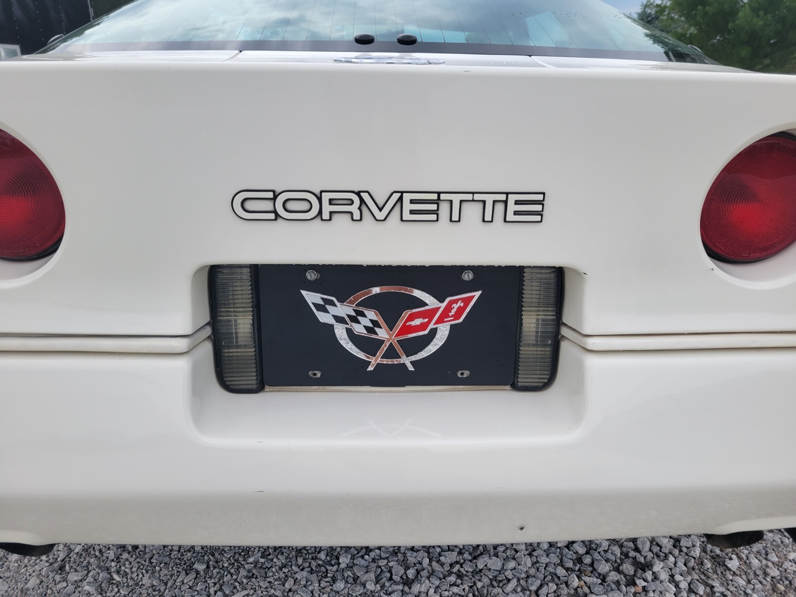 Chevrolet-Corvette-1988-Coupe-34