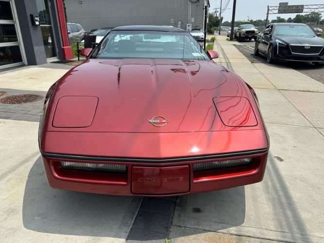Chevrolet-Corvette-1988-Dark-Red-Metallic-Gray-Leather-10