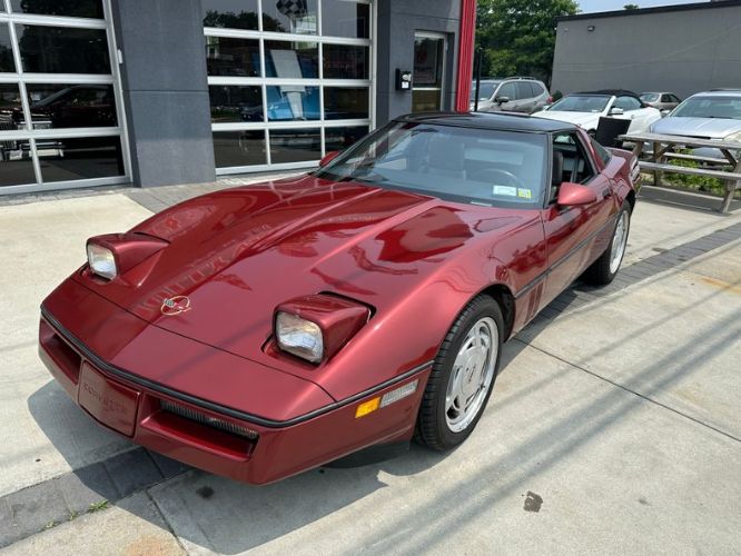 Chevrolet-Corvette-1988-Dark-Red-Metallic-Gray-Leather-27
