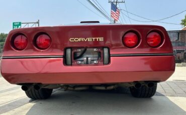 Chevrolet-Corvette-1988-Dark-Red-Metallic-Gray-Leather-28