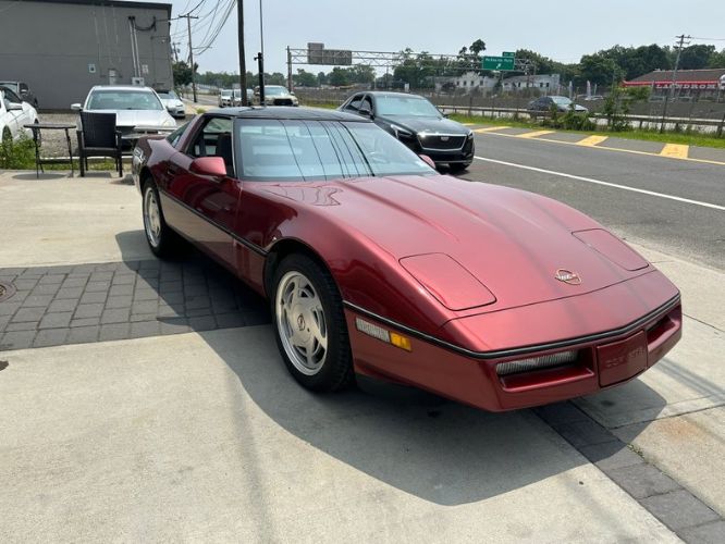 Chevrolet-Corvette-1988-Dark-Red-Metallic-Gray-Leather-3