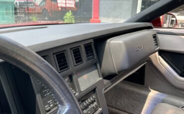 Chevrolet-Corvette-1988-Dark-Red-Metallic-Gray-Leather-37