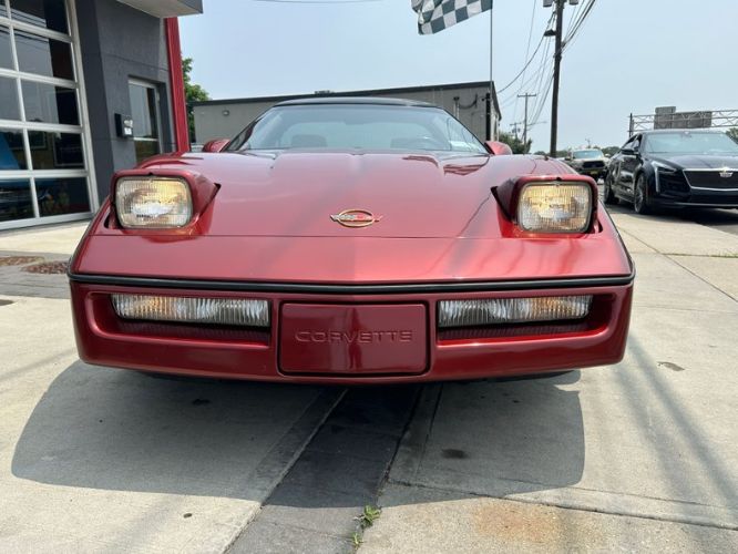 Chevrolet-Corvette-1988-Dark-Red-Metallic-Gray-Leather-7