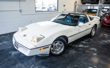 Chevrolet-Corvette-1988-Hatchback-1