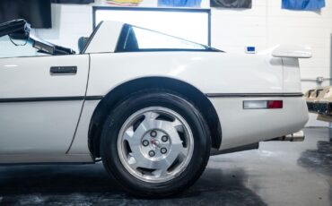 Chevrolet-Corvette-1988-Hatchback-8
