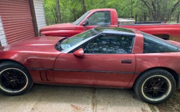 Chevrolet-Corvette-1988-Red-1