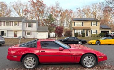 Chevrolet-Corvette-1988-Red-13