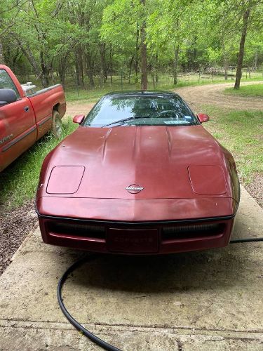 Chevrolet-Corvette-1988-Red-2