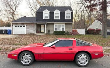 Chevrolet-Corvette-1988-Red