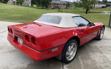 Chevrolet-Corvette-1988-Red-Gray-1