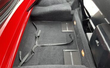 Chevrolet-Corvette-1988-Red-Gray-22