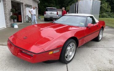 Chevrolet-Corvette-1988-Red-Gray-5