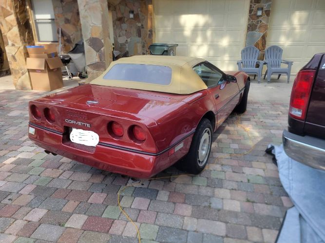 Chevrolet-Corvette-1988-RedTan-Top-Tan-1