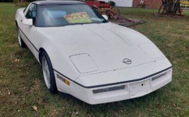 Chevrolet-Corvette-1988-White-17