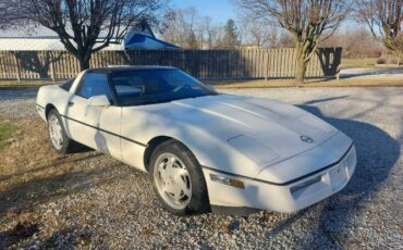 Chevrolet-Corvette-1988-White-3