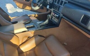 Chevrolet-Corvette-1988-White-8