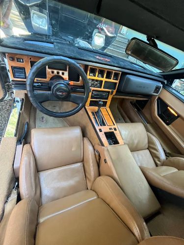 Chevrolet-Corvette-1988-White-8