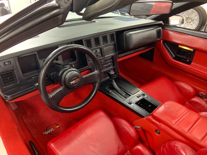 Chevrolet-Corvette-1989-1