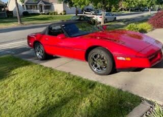 Chevrolet-Corvette-1989-2