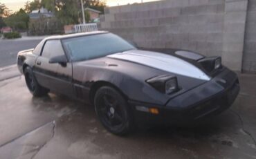 Chevrolet-Corvette-1989-3