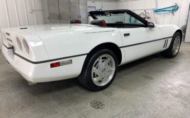 Chevrolet-Corvette-1989-7
