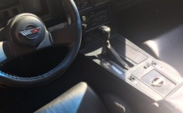 Chevrolet-Corvette-1989-Burgundy-Black-19
