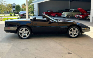 Chevrolet-Corvette-1989-Convertible-3