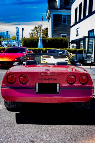 Chevrolet-Corvette-1989-Dark-Red-Metallic-Saddle-1