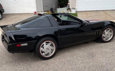 Chevrolet-Corvette-1989-Hatchback-1