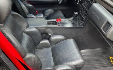 Chevrolet-Corvette-1989-Hatchback-6